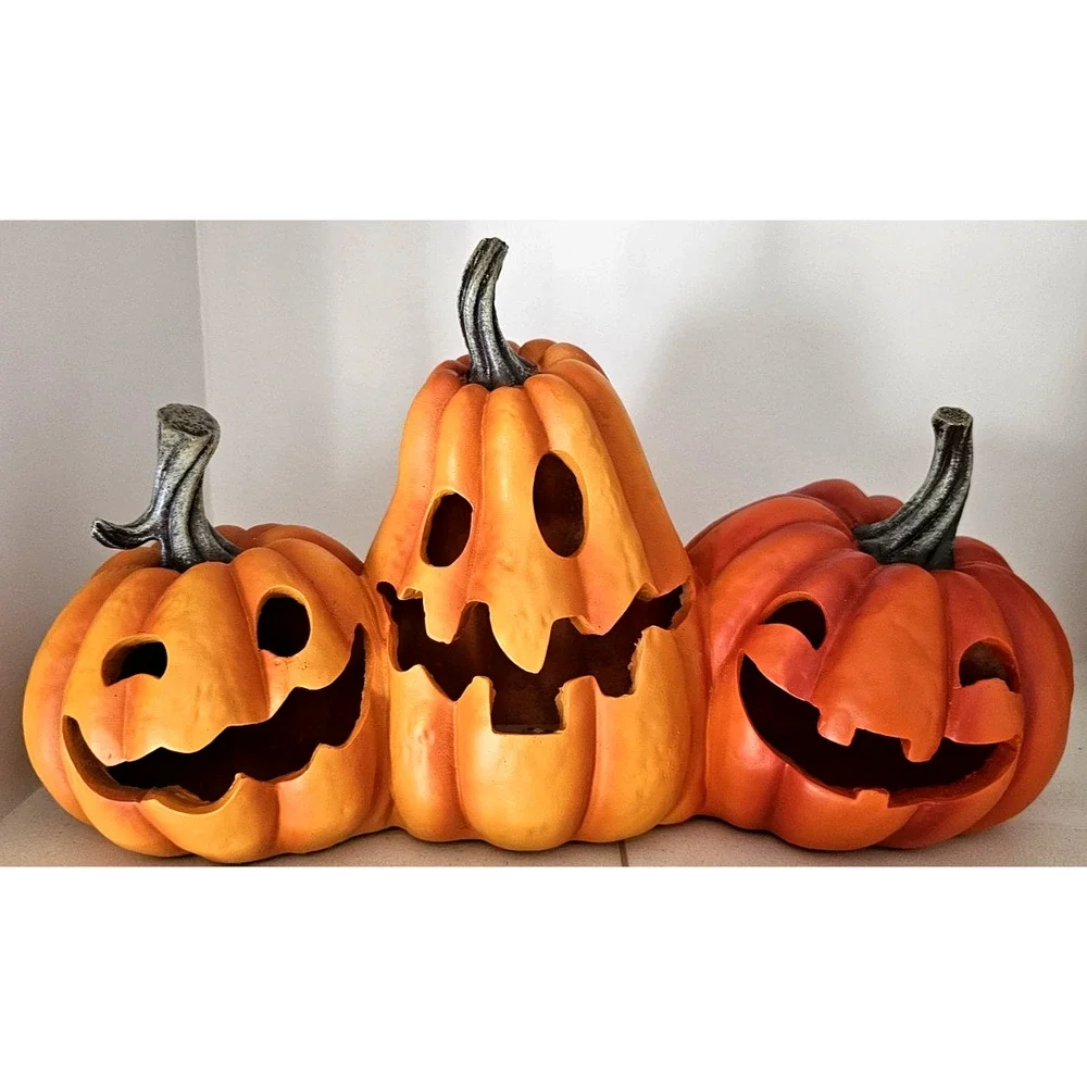 Light Up Trio Of Jack-O-Lanterns